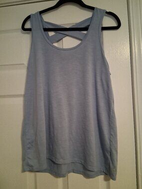 Gaiam yoga workout tank, size XL, light blue.